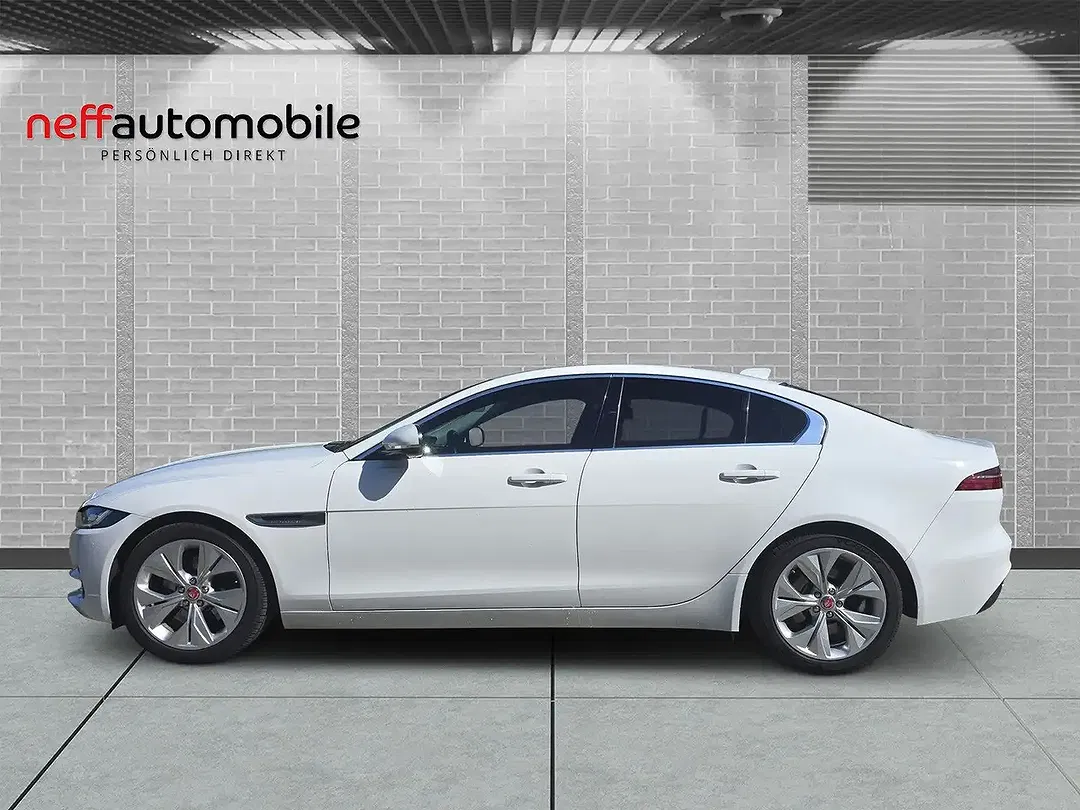 Jaguar XE D180 4x4 S - foto 2