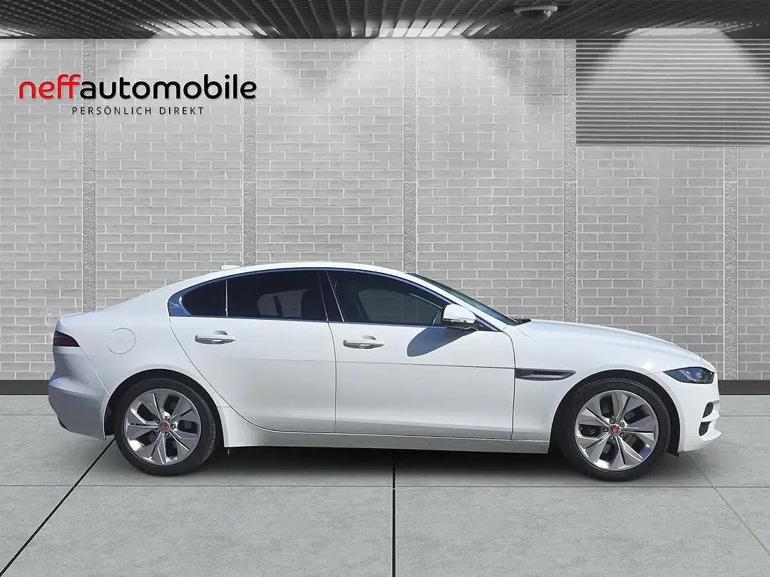 Jaguar XE D180 4x4 S - Thumbnail 6