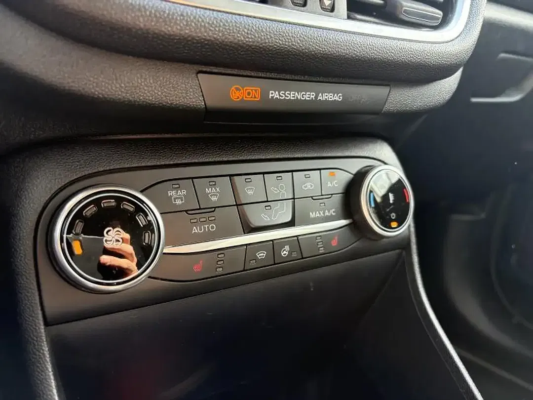 Ford Fiesta Titanium - Thumbnail 13