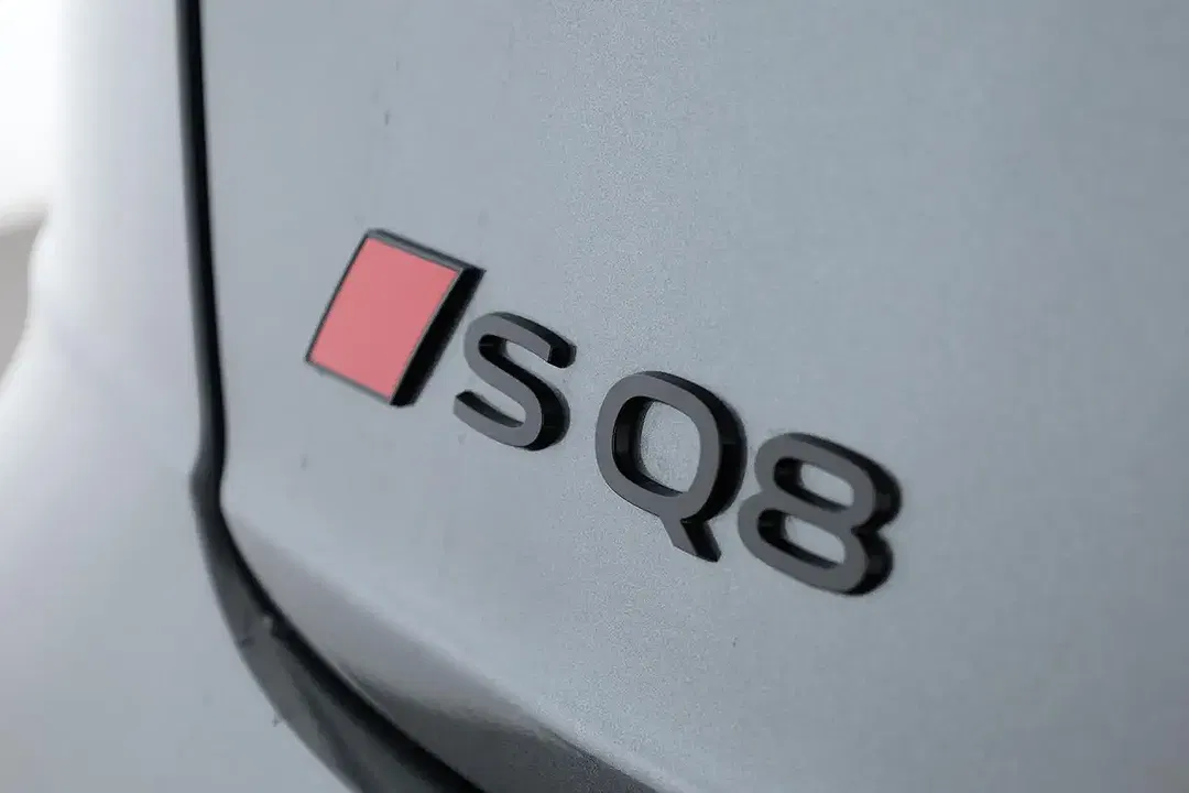 Audi SQ8 TFSI Matrix LED - Thumbnail 12