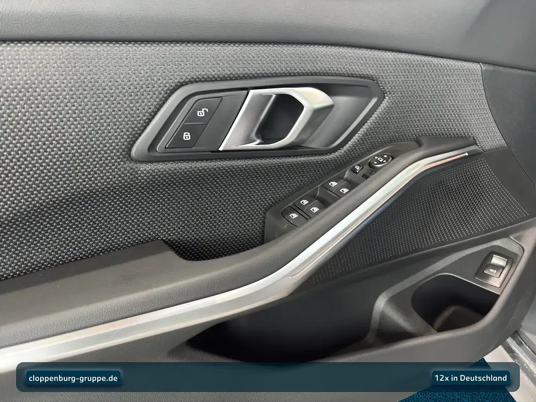 BMW 320 Touring - Thumbnail 12