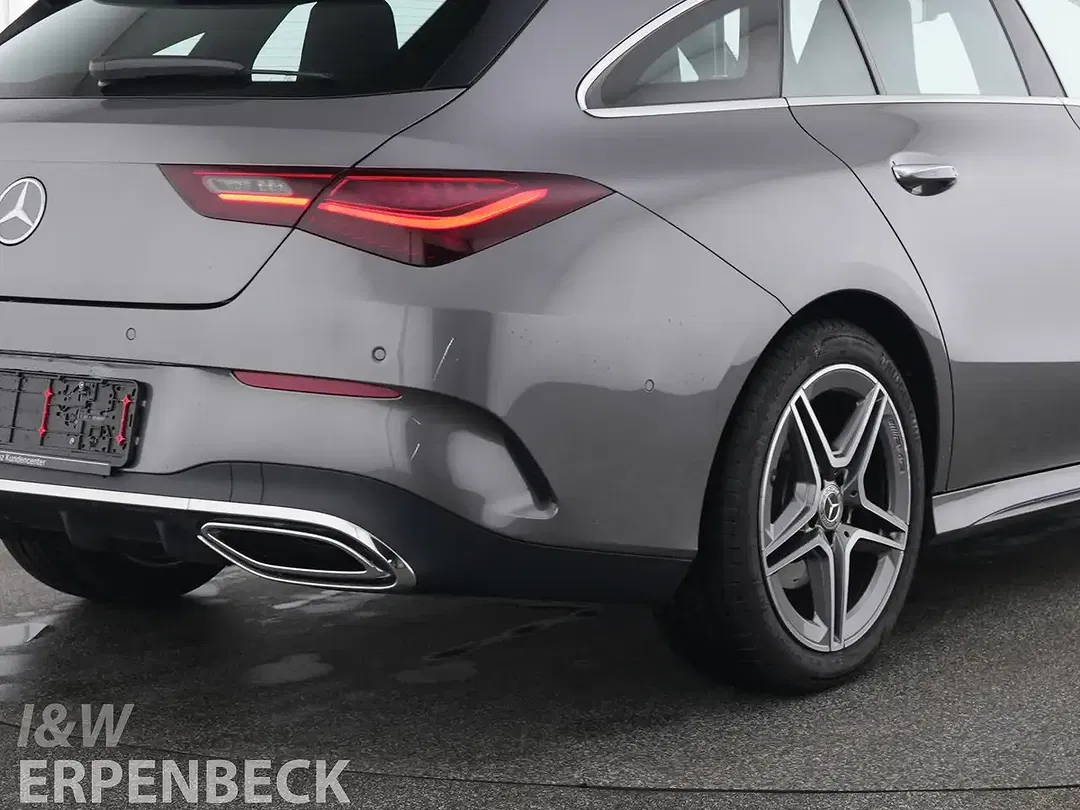Mercedes-Benz CLA 200 AMG Line - Thumbnail 3