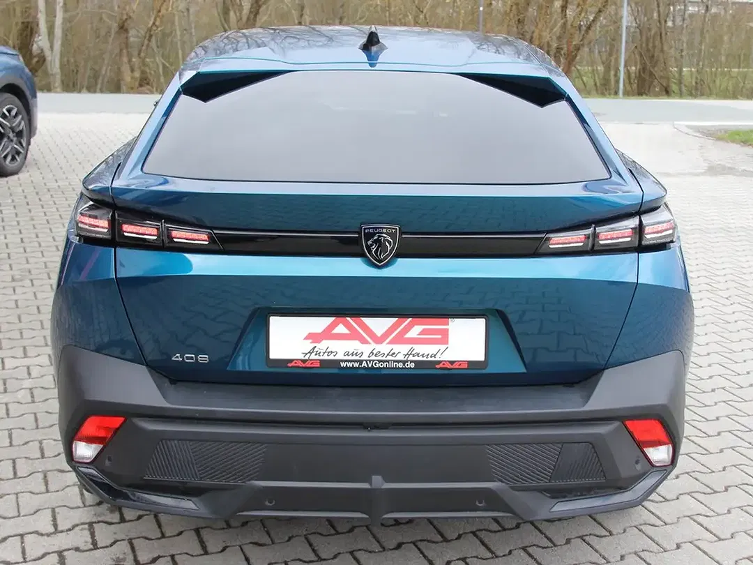 Peugeot 408 PHEV Allure - foto 2