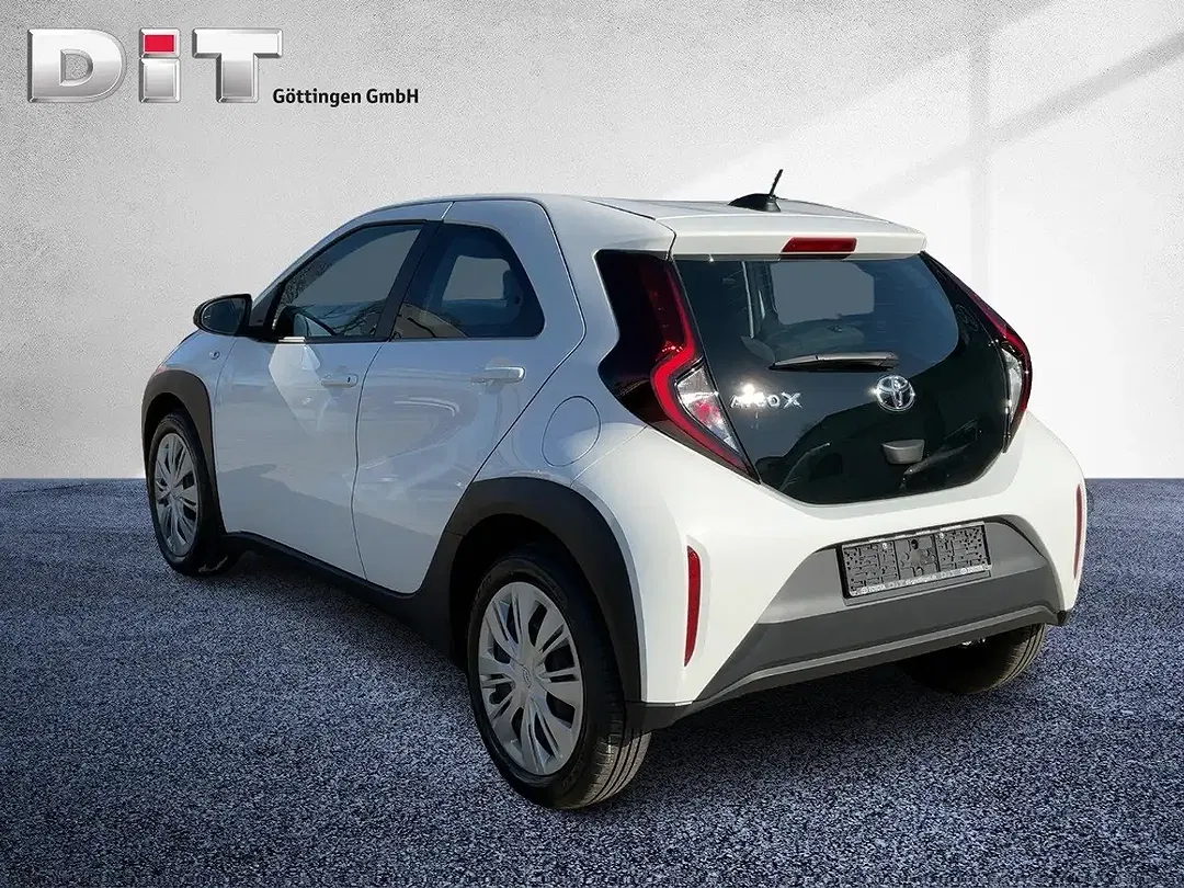 Toyota Aygo - Thumbnail 5
