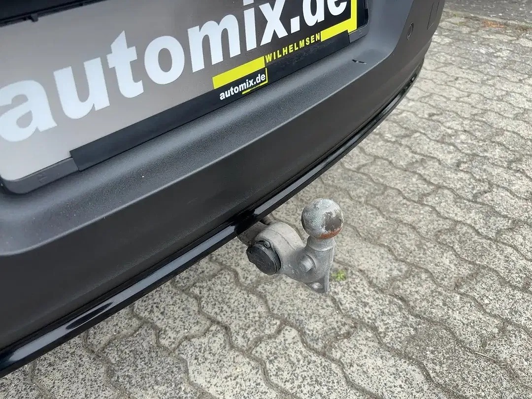 Volvo C40 EV Recharge Plus - Thumbnail 13