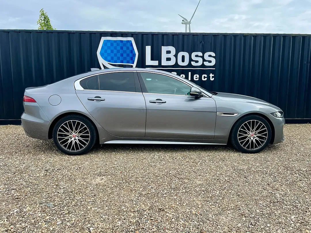 Jaguar XE P250 2.0 S - Thumbnail 34