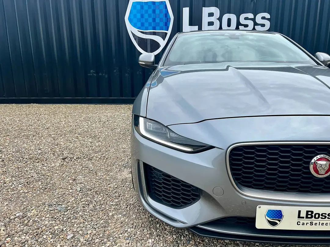 Jaguar XE P250 2.0 S - Thumbnail 6
