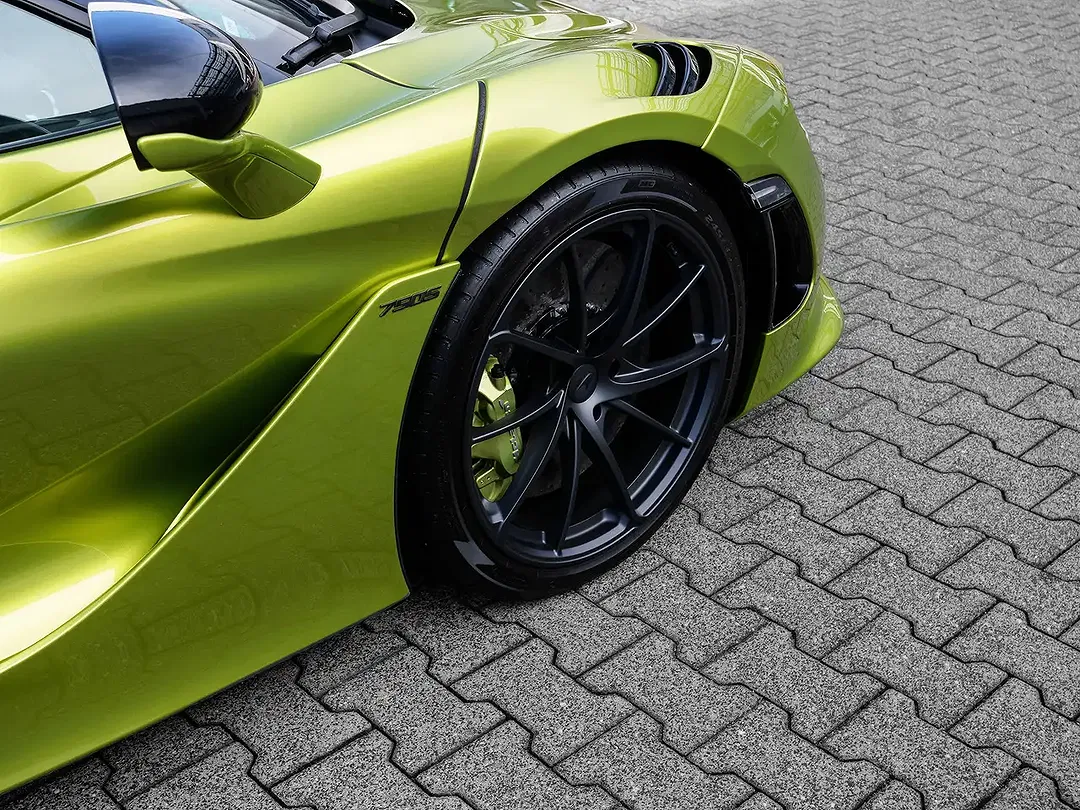 McLaren 750S Coupé - Thumbnail 11