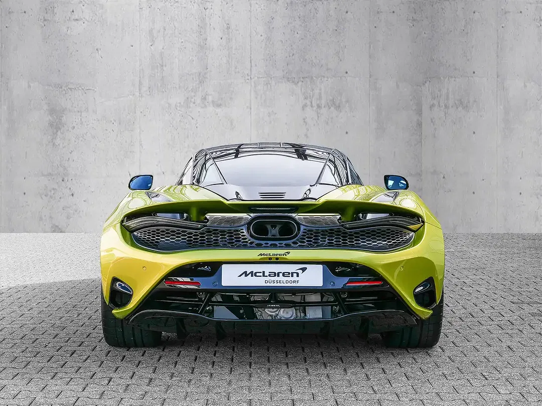 McLaren 750S Coupé - Thumbnail 4