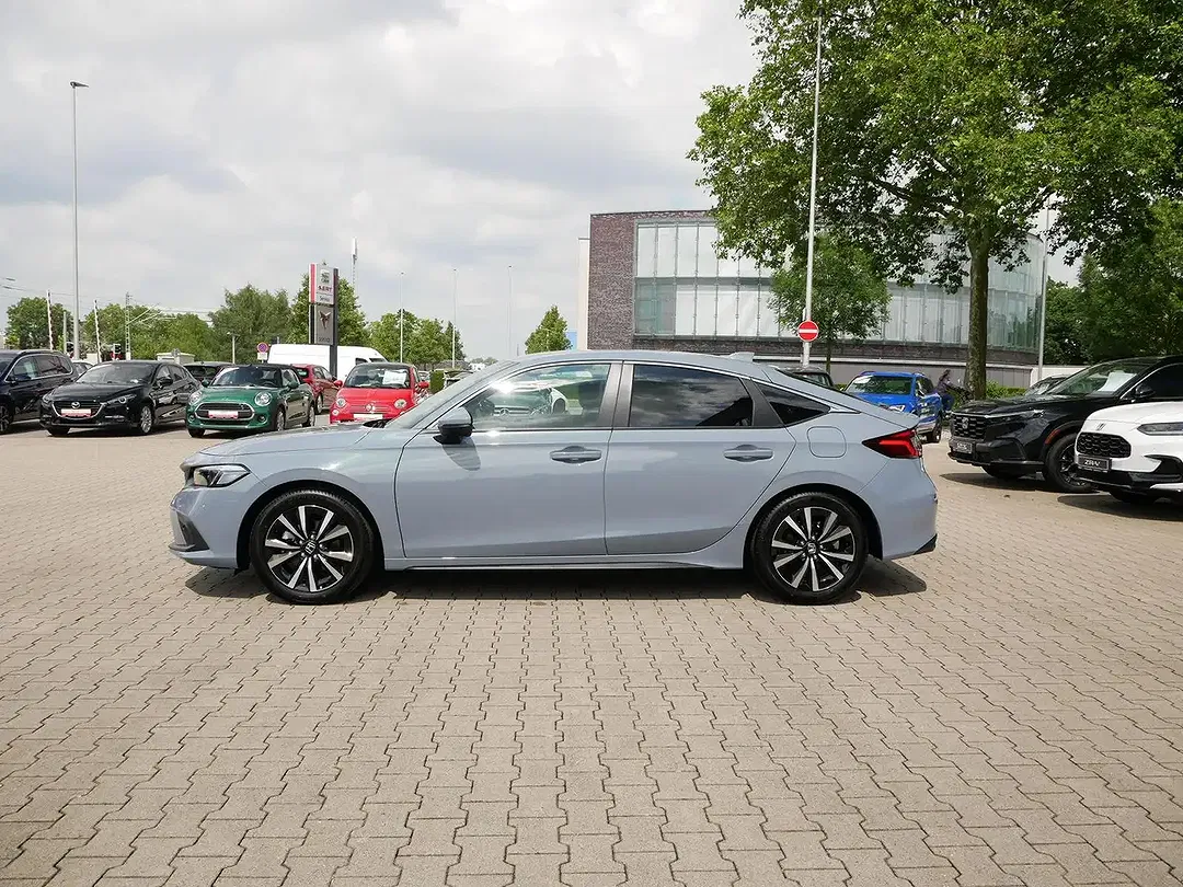 Honda Civic e:HEV Elegance - Thumbnail 9
