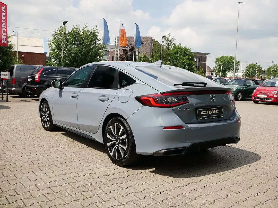 Honda Civic e:HEV Elegance - Thumbnail 8