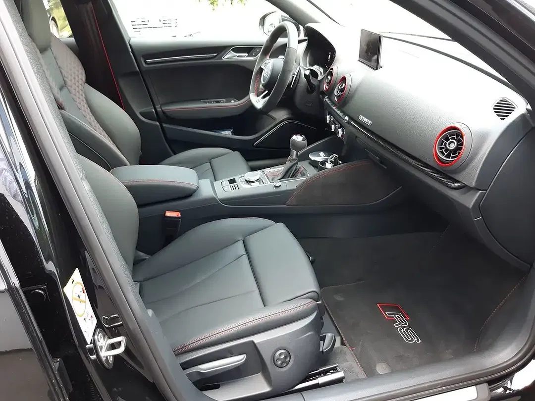 Audi RS3 S tronic quattro Sportback - Thumbnail 12