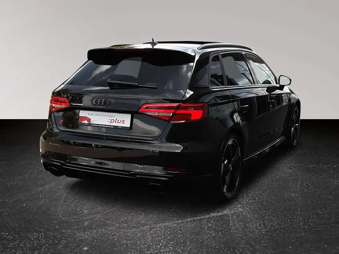 Audi RS3 S tronic quattro Sportback - Thumbnail 3