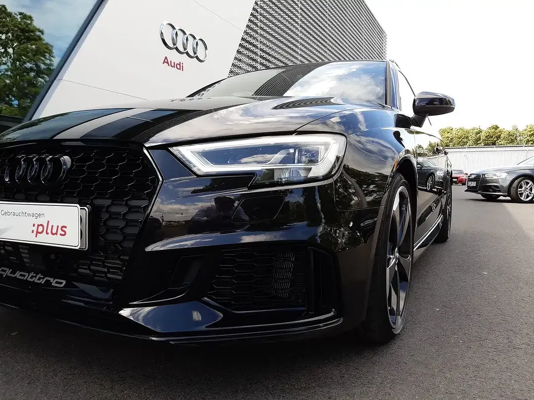 Audi RS3 S tronic quattro Sportback - Thumbnail 4