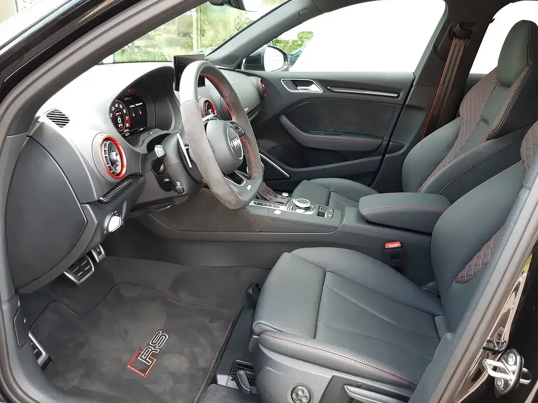 Audi RS3 S tronic quattro Sportback - Thumbnail 6