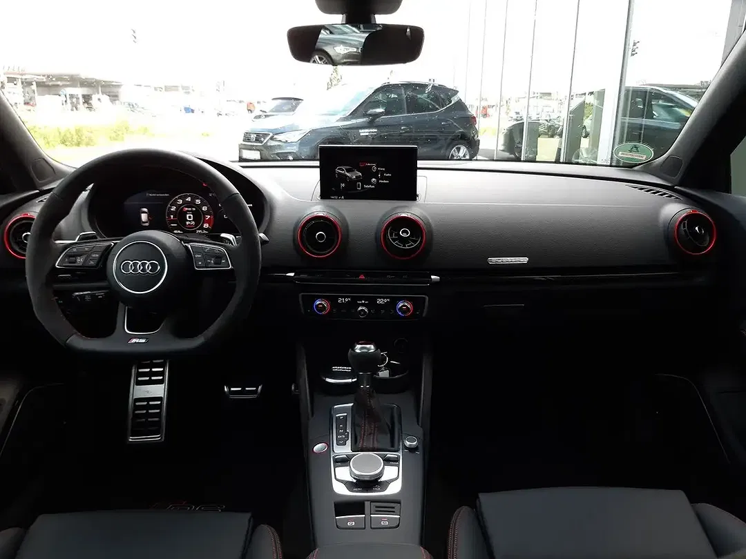 Audi RS3 S tronic quattro Sportback - Thumbnail 7