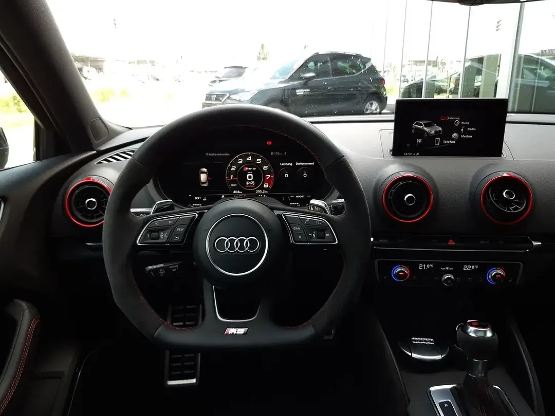 Audi RS3 S tronic quattro Sportback - Thumbnail 8