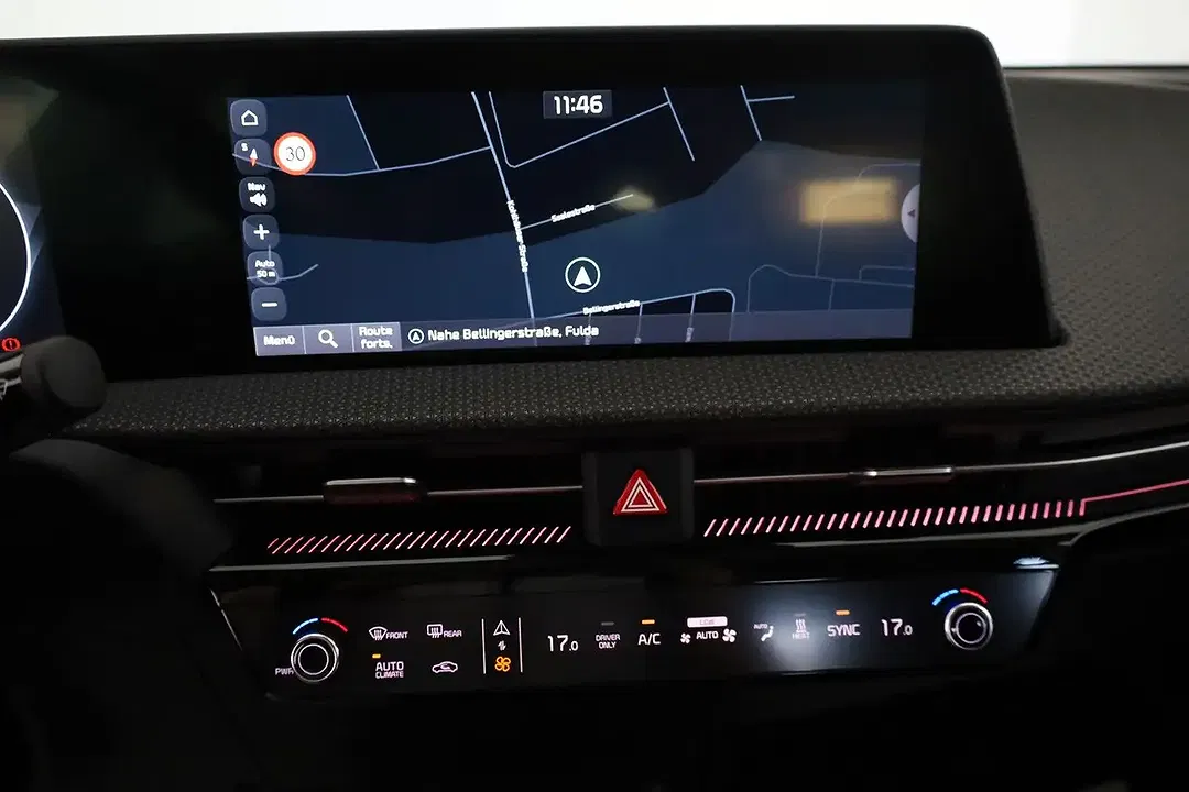 Kia EV6 Business Plus - Thumbnail 11
