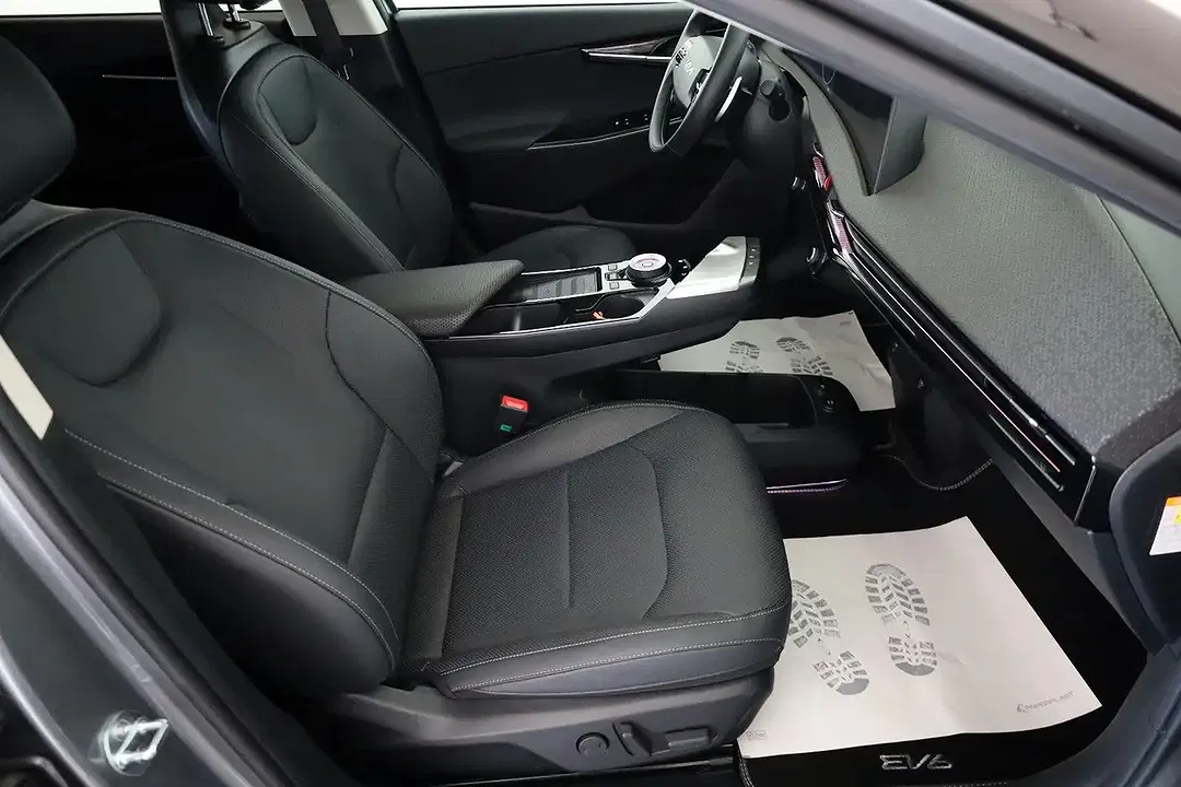 Kia EV6 Business Plus - Thumbnail 5
