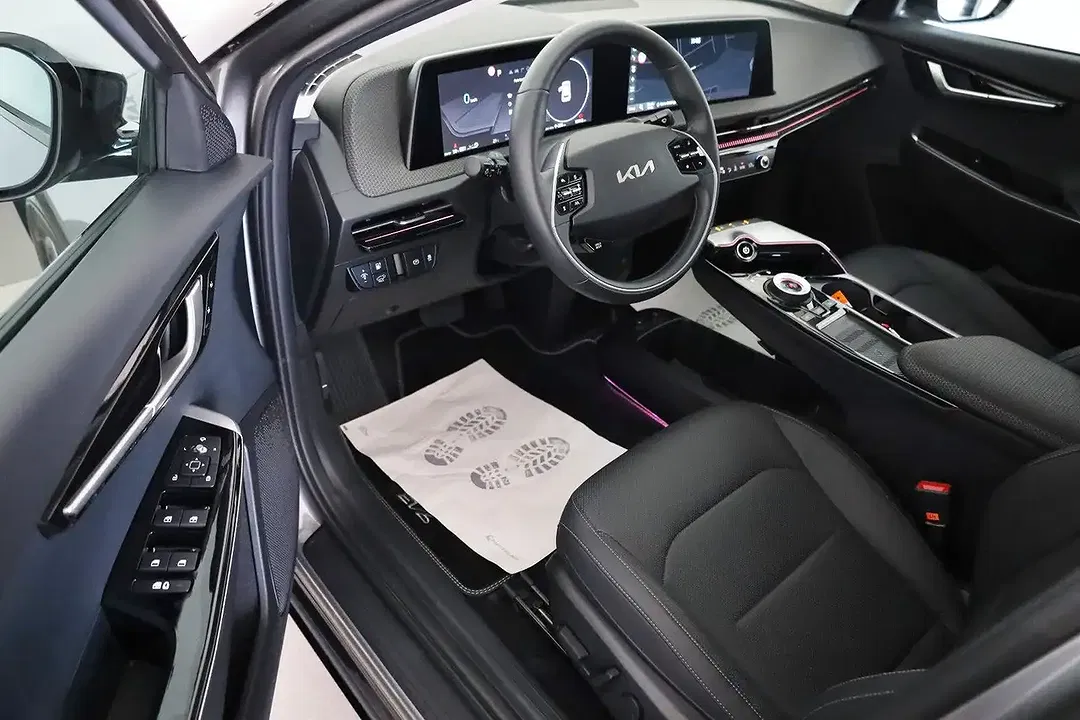 Kia EV6 Business Plus - Thumbnail 9