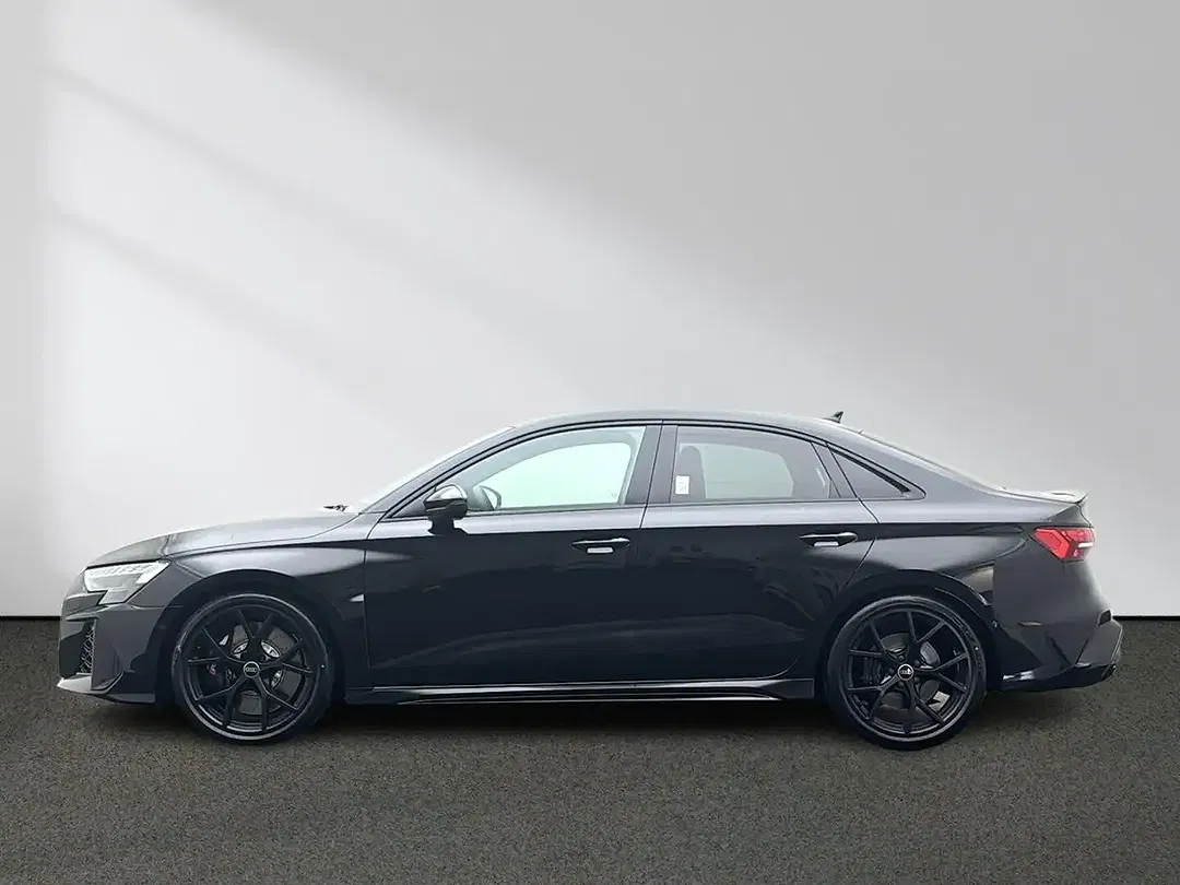 Audi RS3 S tronic - foto 1