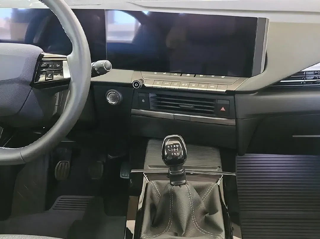 Opel Astra Elegance - Thumbnail 12