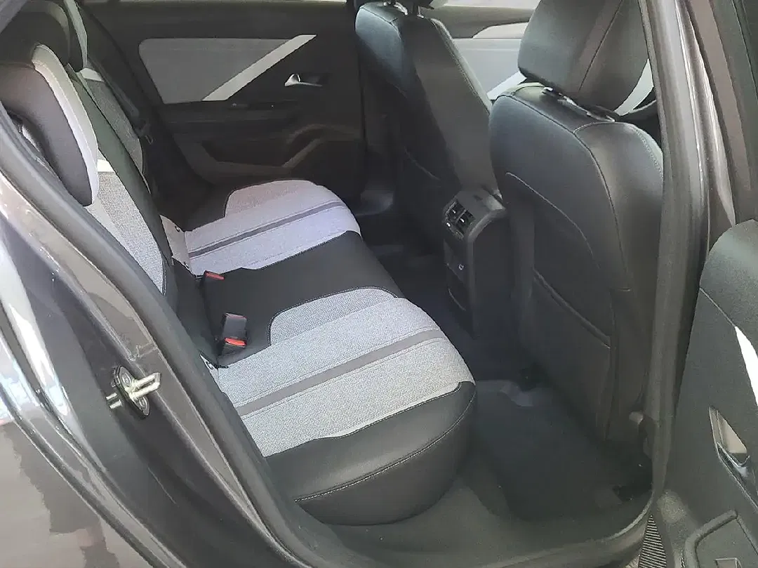 Opel Astra Elegance - Thumbnail 13