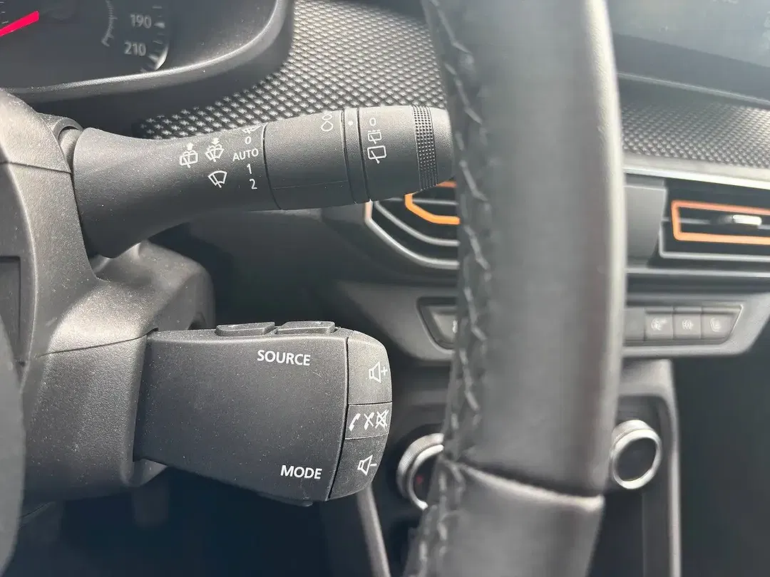 Dacia Sandero Stepway Comfort - Thumbnail 14