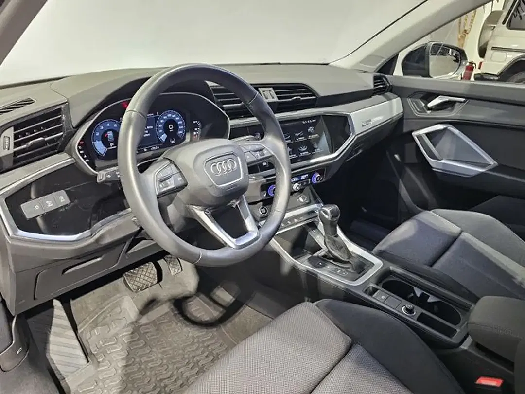 Audi Q3 35 TFSI sport plus - Thumbnail 15