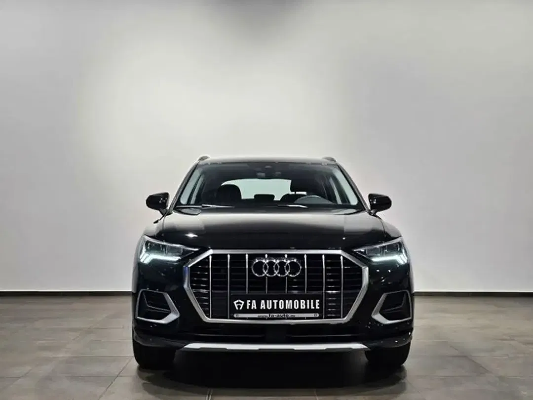 Audi Q3 35 TFSI sport plus - Thumbnail 1