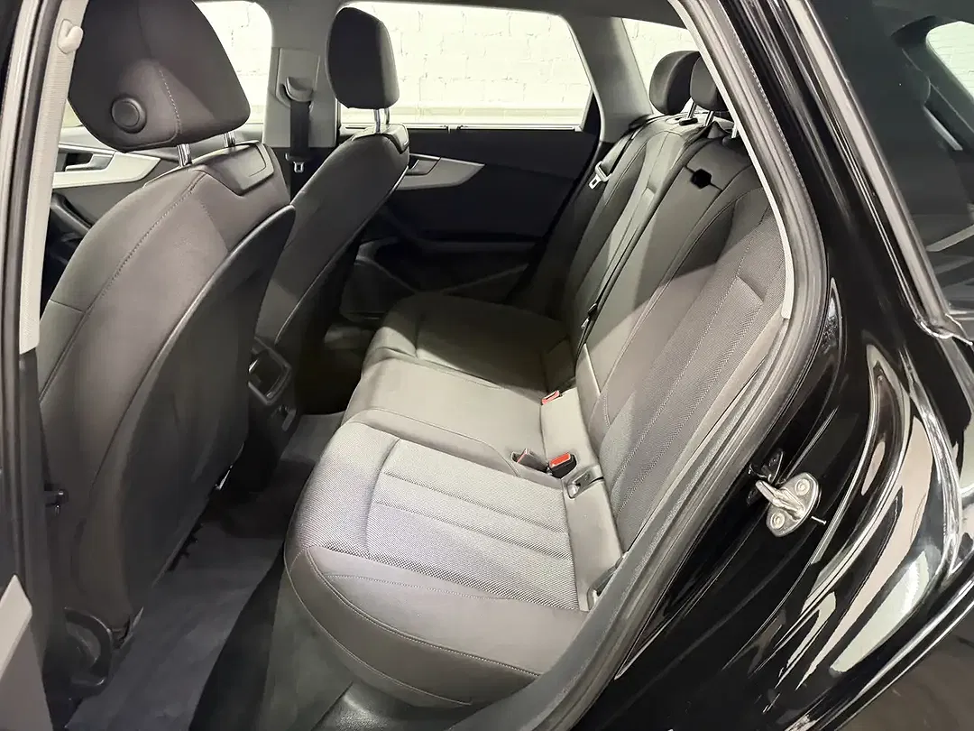Audi A4 35 TDI S tronic Avant - Thumbnail 11