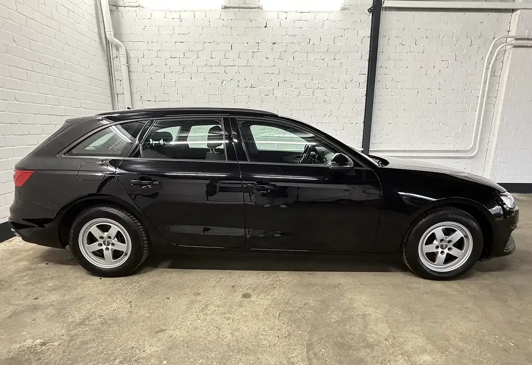 Audi A4 35 TDI S tronic Avant - Thumbnail 5