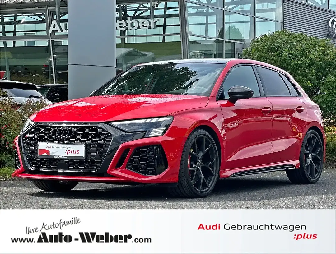 Audi RS3 quattro RS Sportback - foto 1