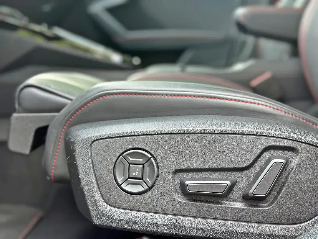 Audi RS3 quattro RS Sportback - Thumbnail 13