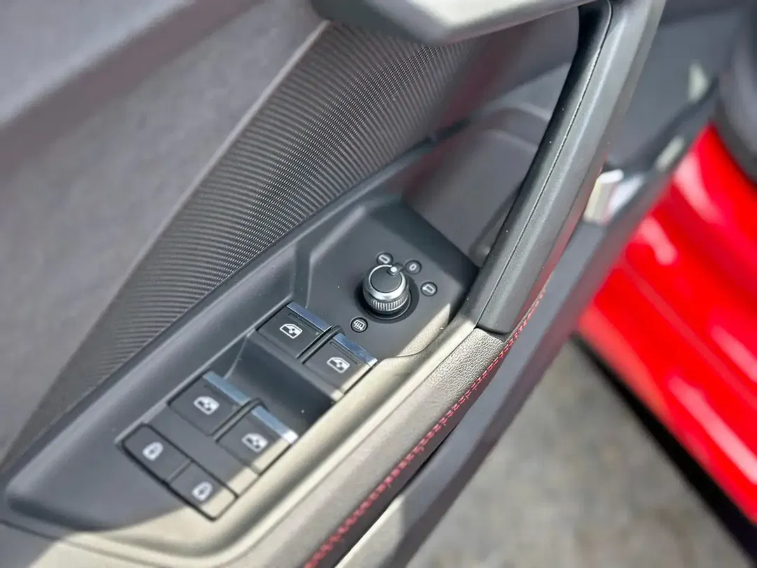 Audi RS3 quattro RS Sportback - Thumbnail 7