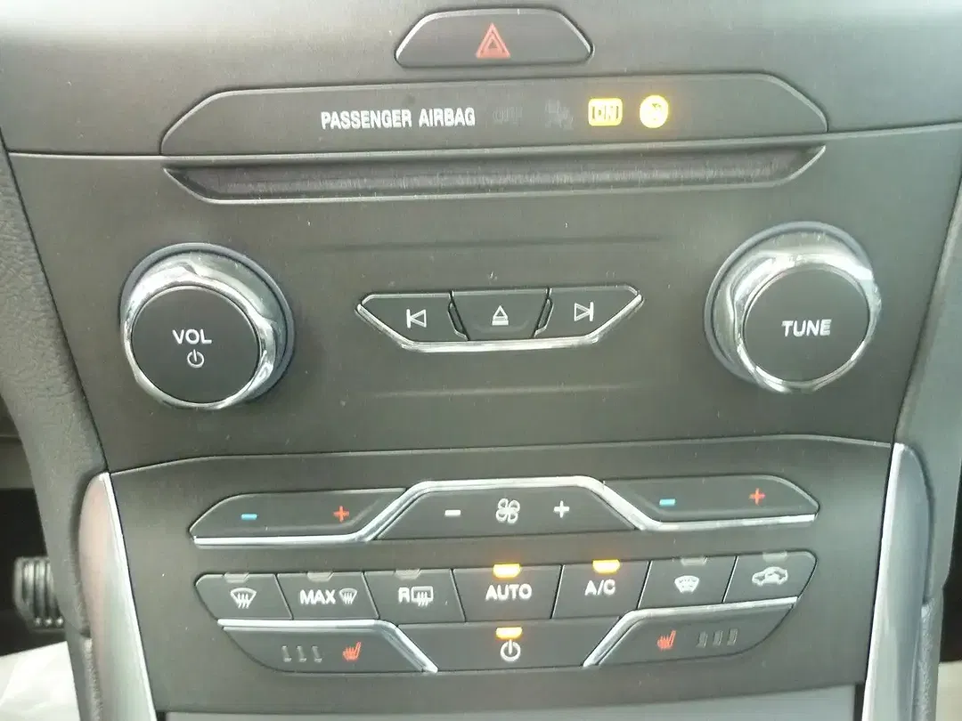 Ford S-Max Titanium - foto 15