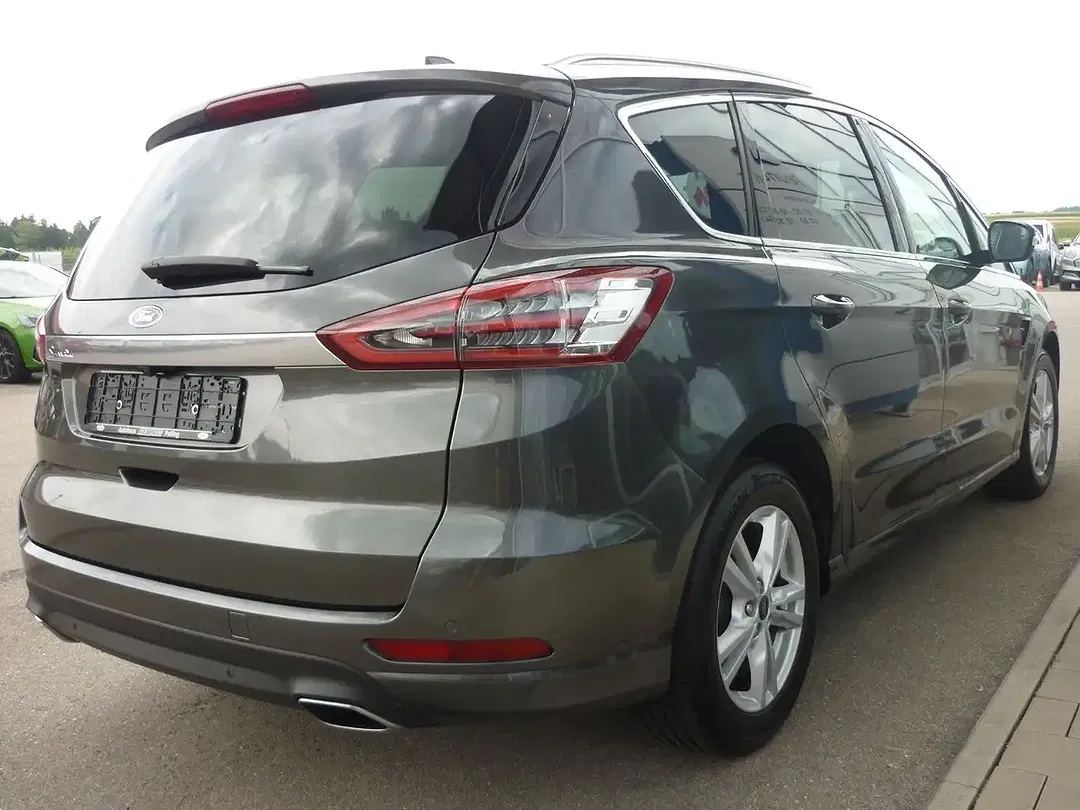 Ford S-Max Titanium - Thumbnail 5