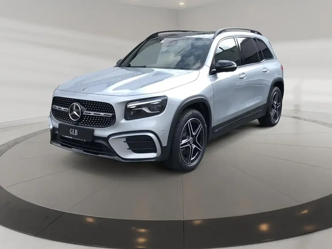 Mercedes-Benz GLB 200 AMG MBUX Night - Afbeelding 1