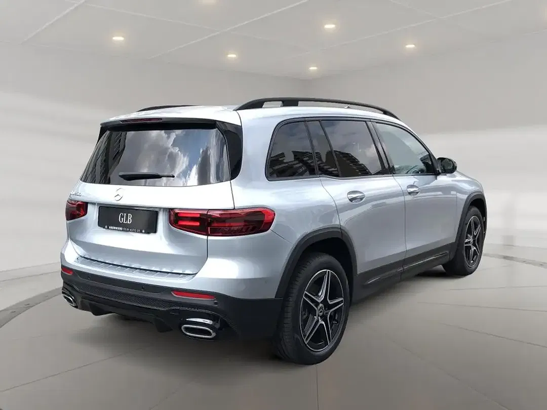 Mercedes-Benz GLB 200 AMG MBUX Night - foto 2