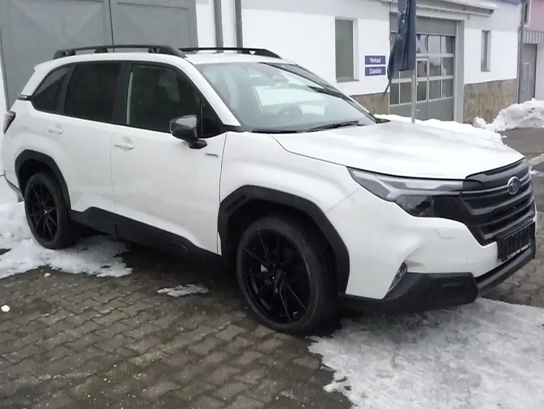 Subaru Forester 2.0 Lineartronic Exclusive - foto 1