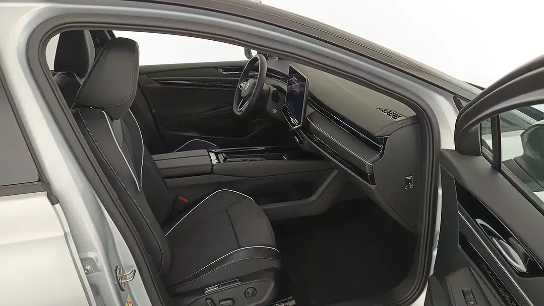 Volkswagen ID.7 Pro S Business - Thumbnail 10