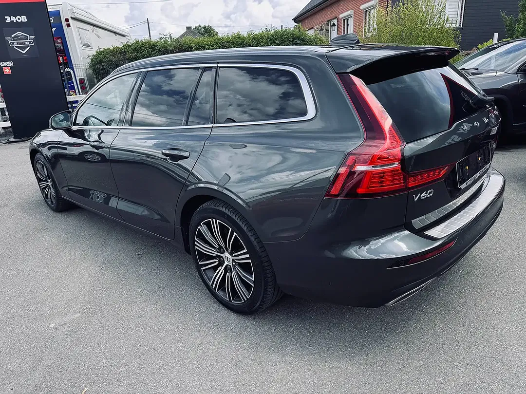 Volvo V60 B3 2.0 Geartronic Inscription - Thumbnail 11
