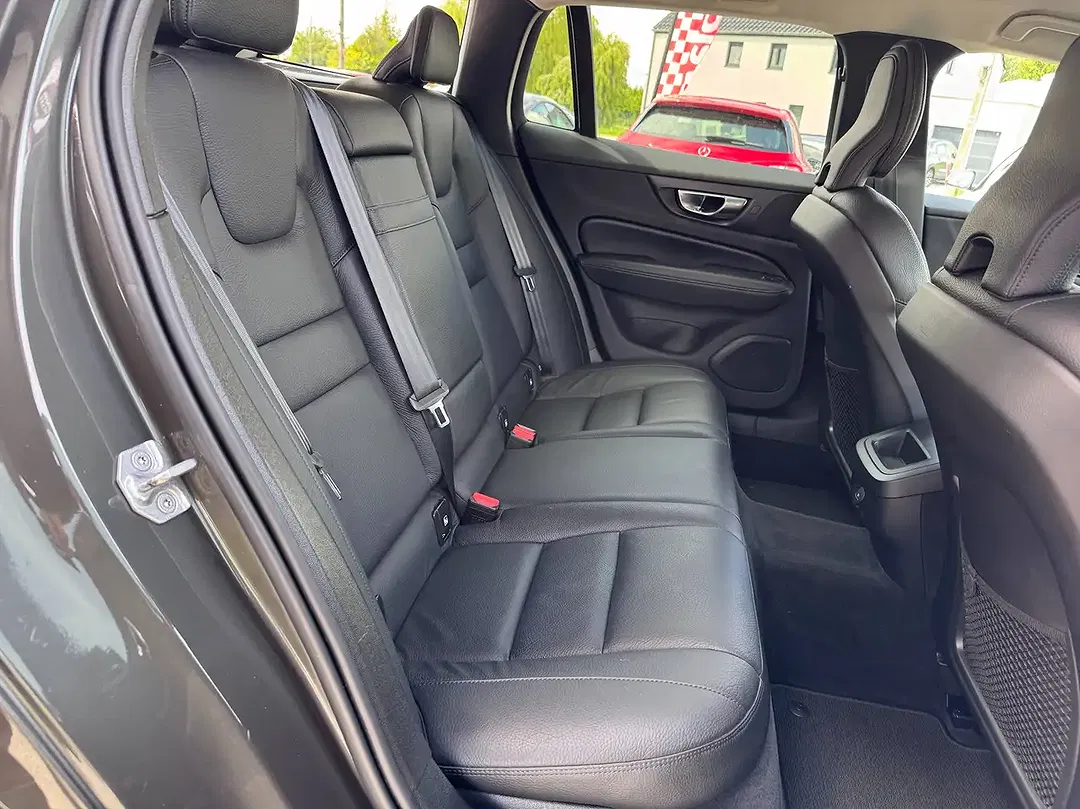 Volvo V60 B3 2.0 Geartronic Inscription - Thumbnail 13