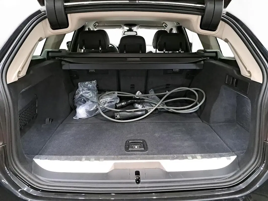 BMW 320 Touring - Thumbnail 12