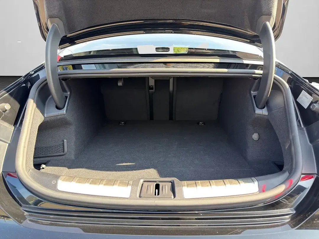 Audi RS e-tron GT Matrix LED - foto 15