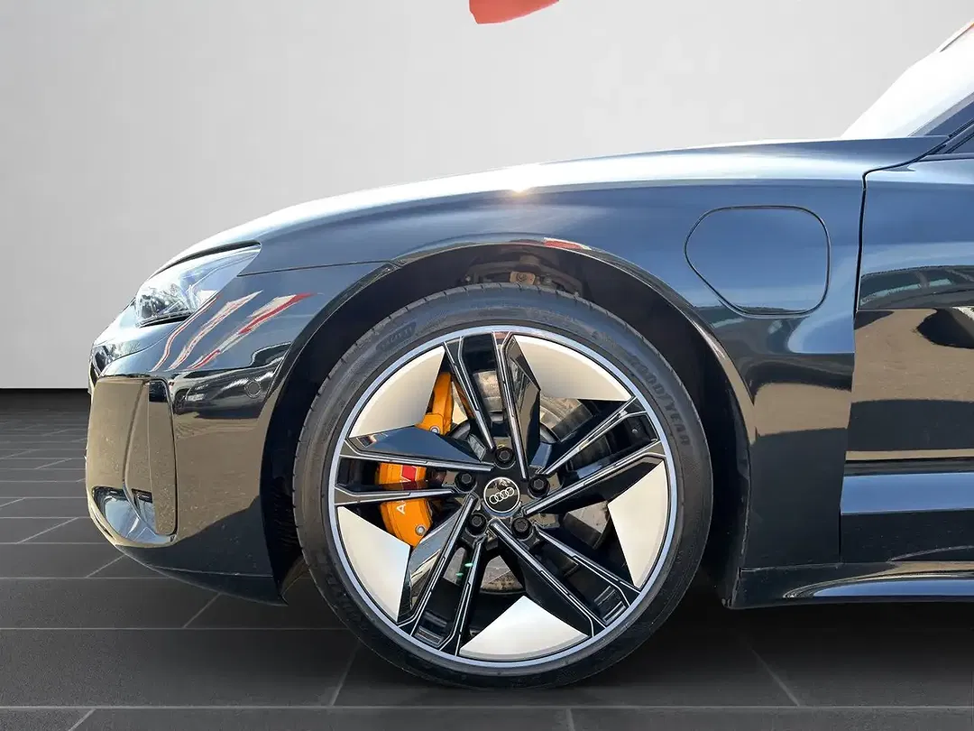 Audi RS e-tron GT Matrix LED - Thumbnail 8