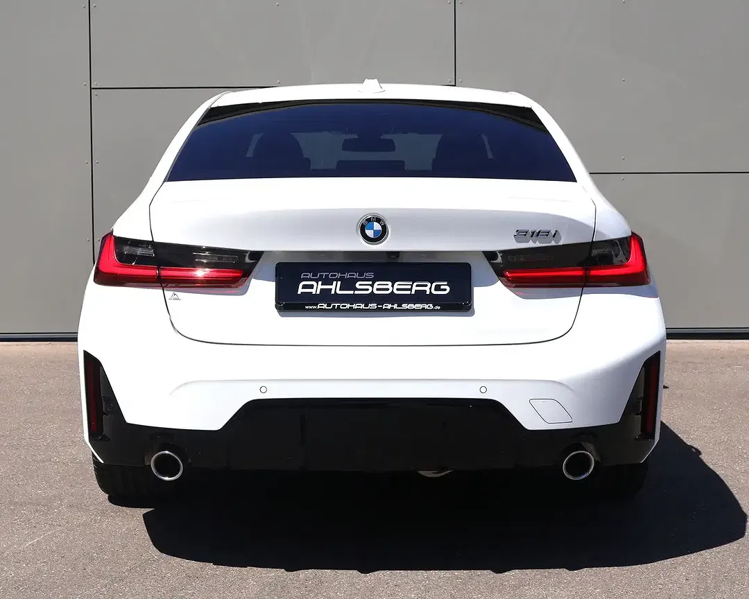 BMW 318 M Sport - Thumbnail 6