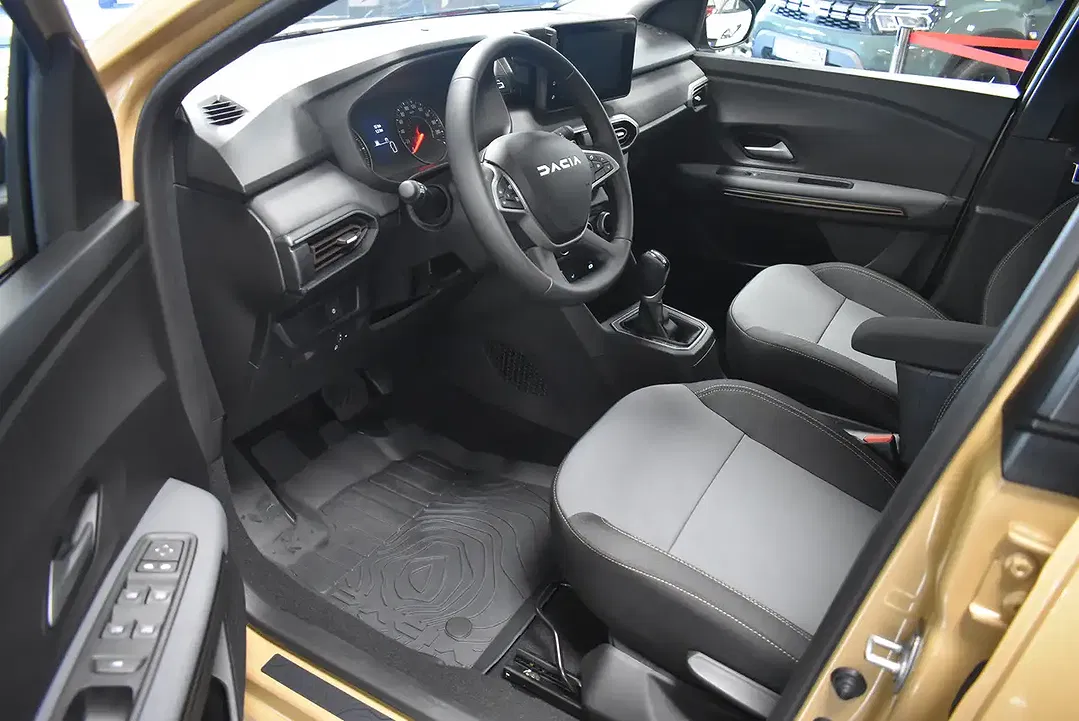 Dacia Sandero TCe Stepway Extreme - Thumbnail 6