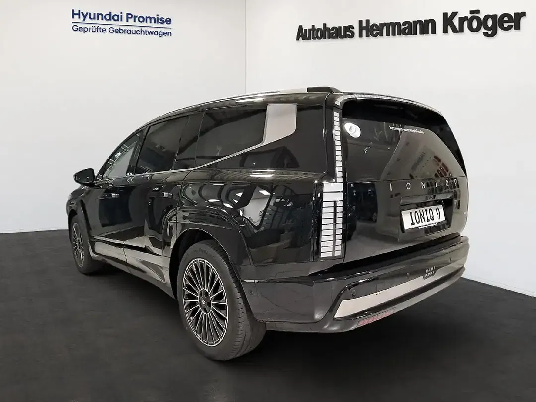 Hyundai IONIQ 4WD UNIQ - Thumbnail 4