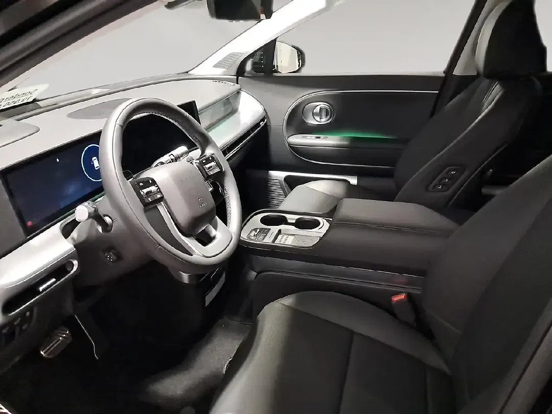 Hyundai IONIQ 4WD UNIQ - Thumbnail 7
